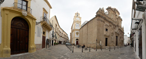 foto panoramica a 360° della Cattedrale di Gallipoli