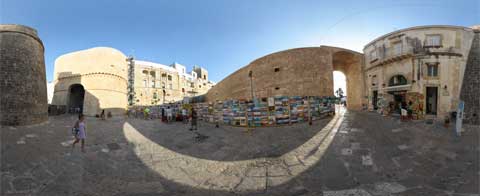 Otranto Piazza Portaterra a 360°